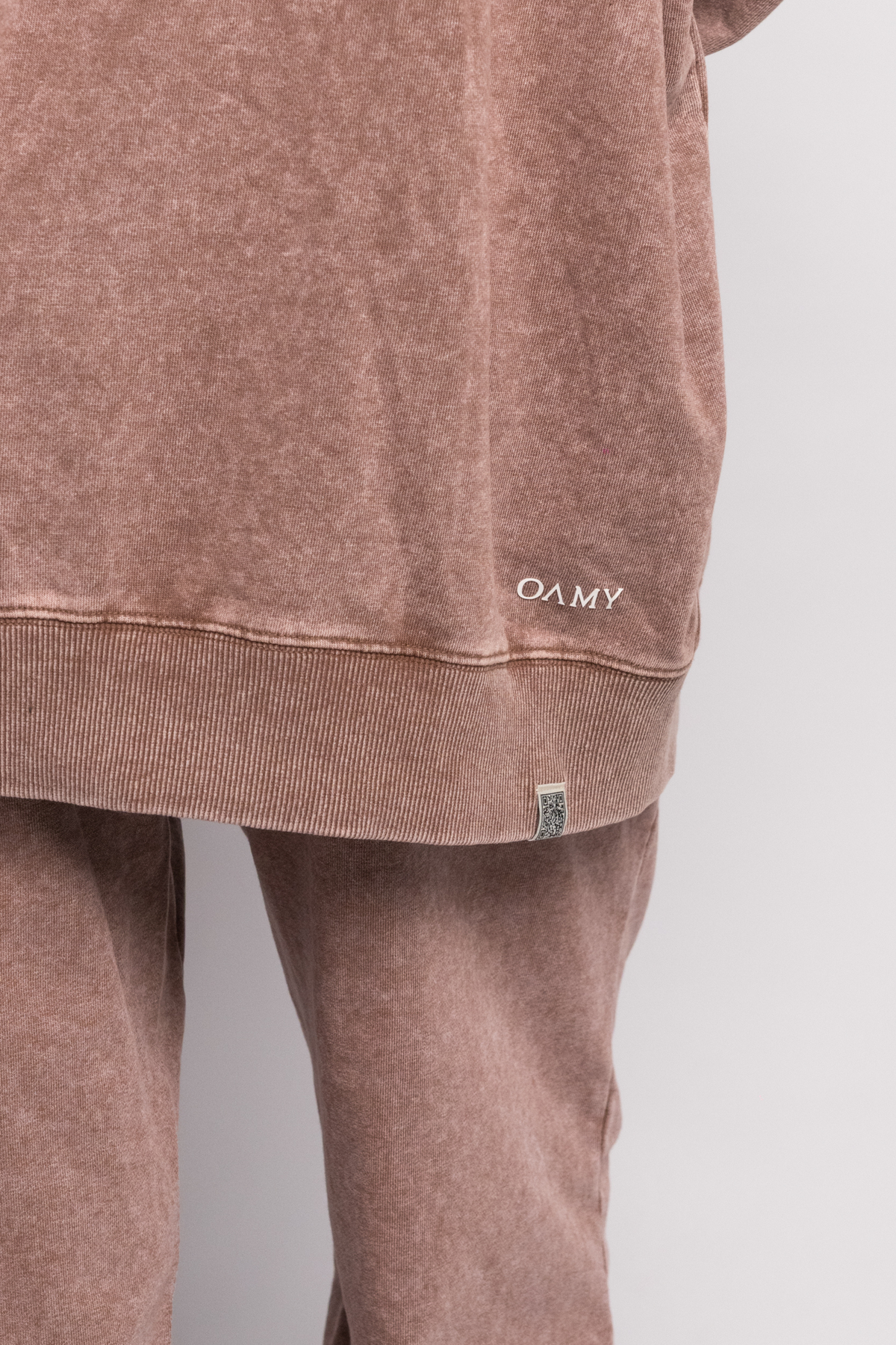 OAMY Soft Lounge Zip Set in Rose Taupe