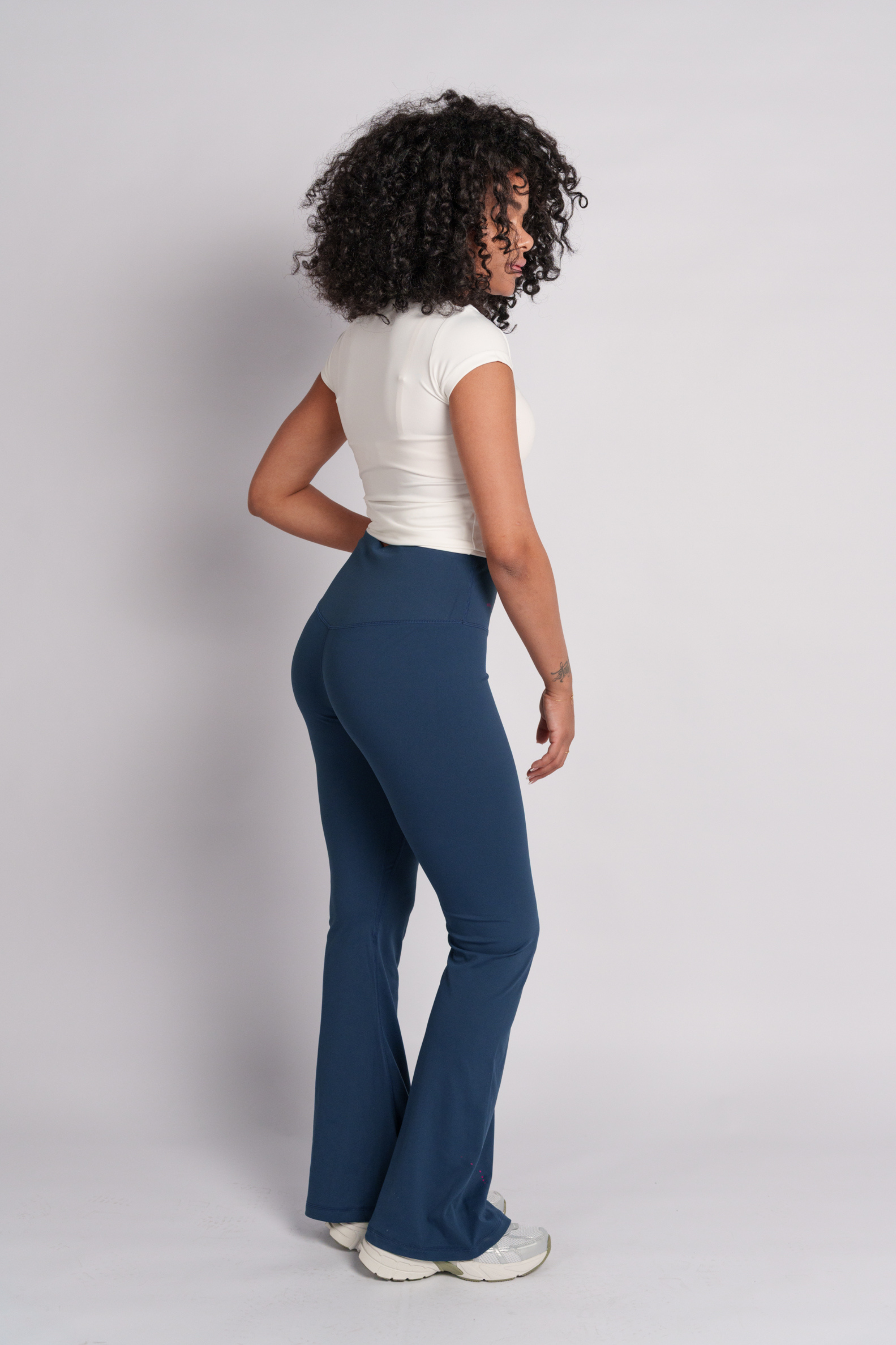 Soft Skin Flarred Pant
