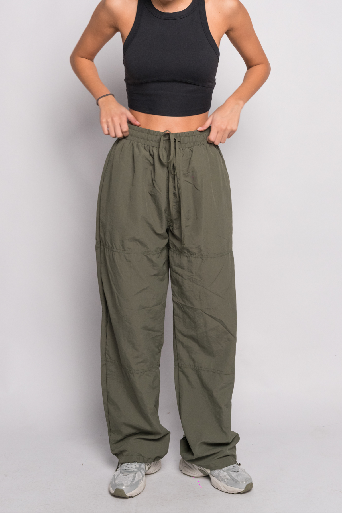 OAMY Adjustable Straight Pant in Olive