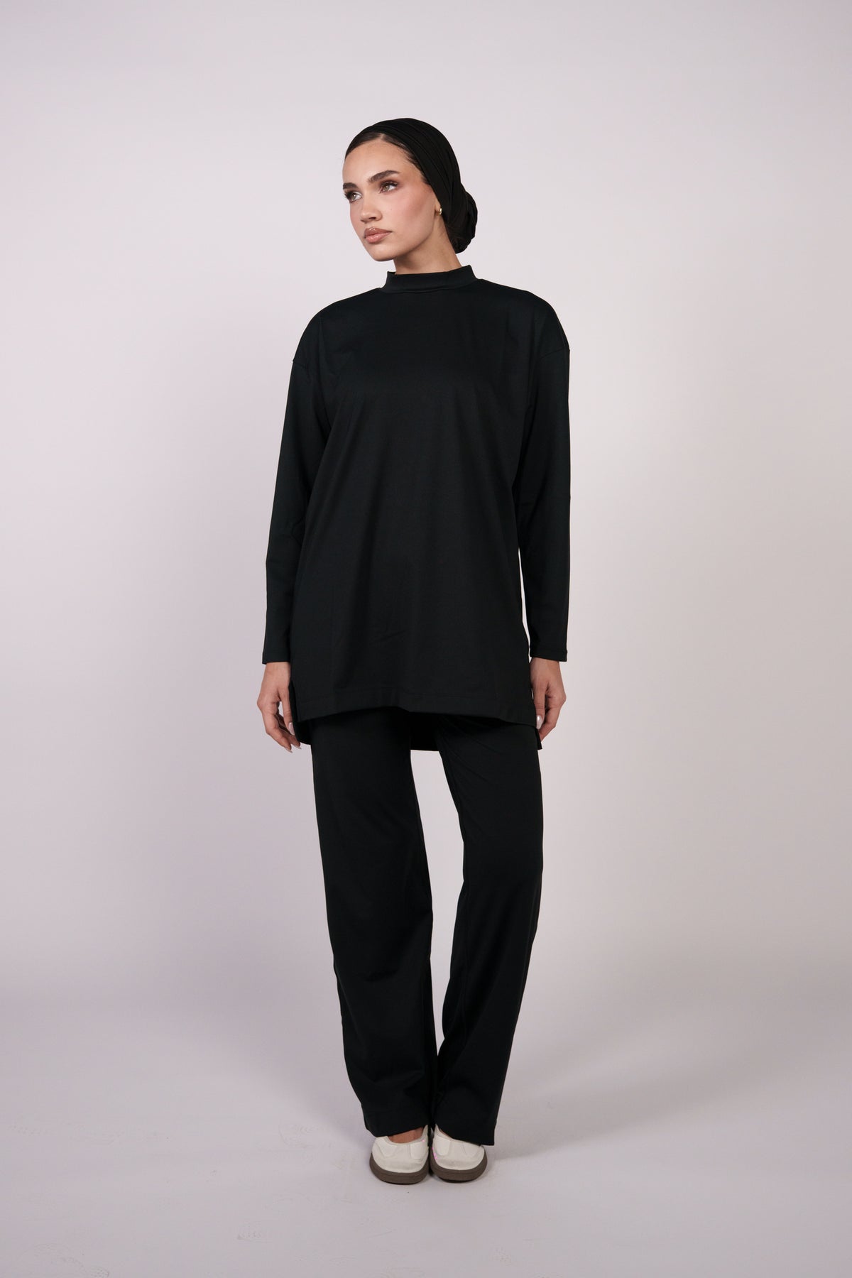 OAMY Oversized Long Yoga Sleeve Top in Black