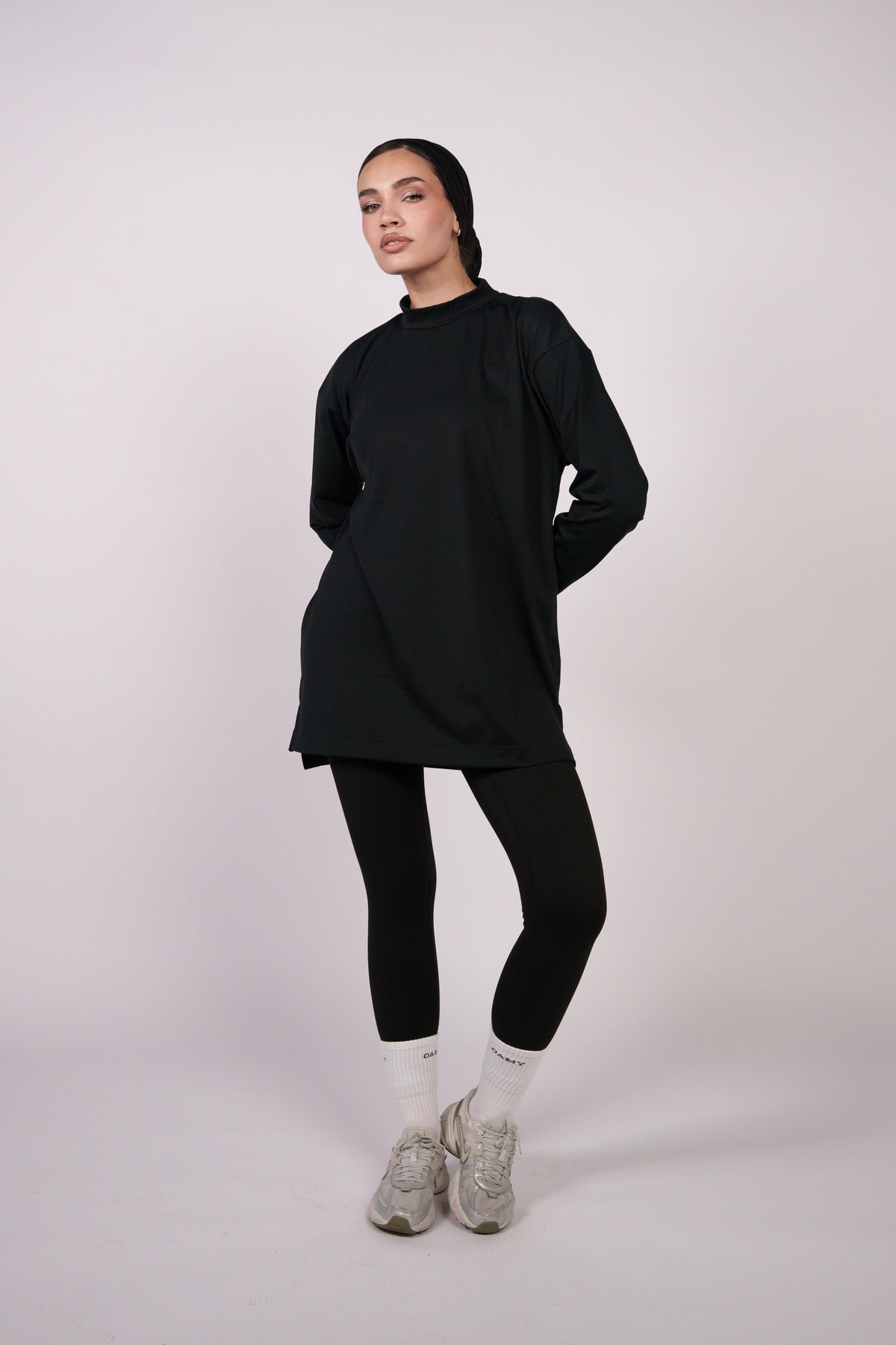 OAMY Oversized Long Yoga Sleeve Top in Black