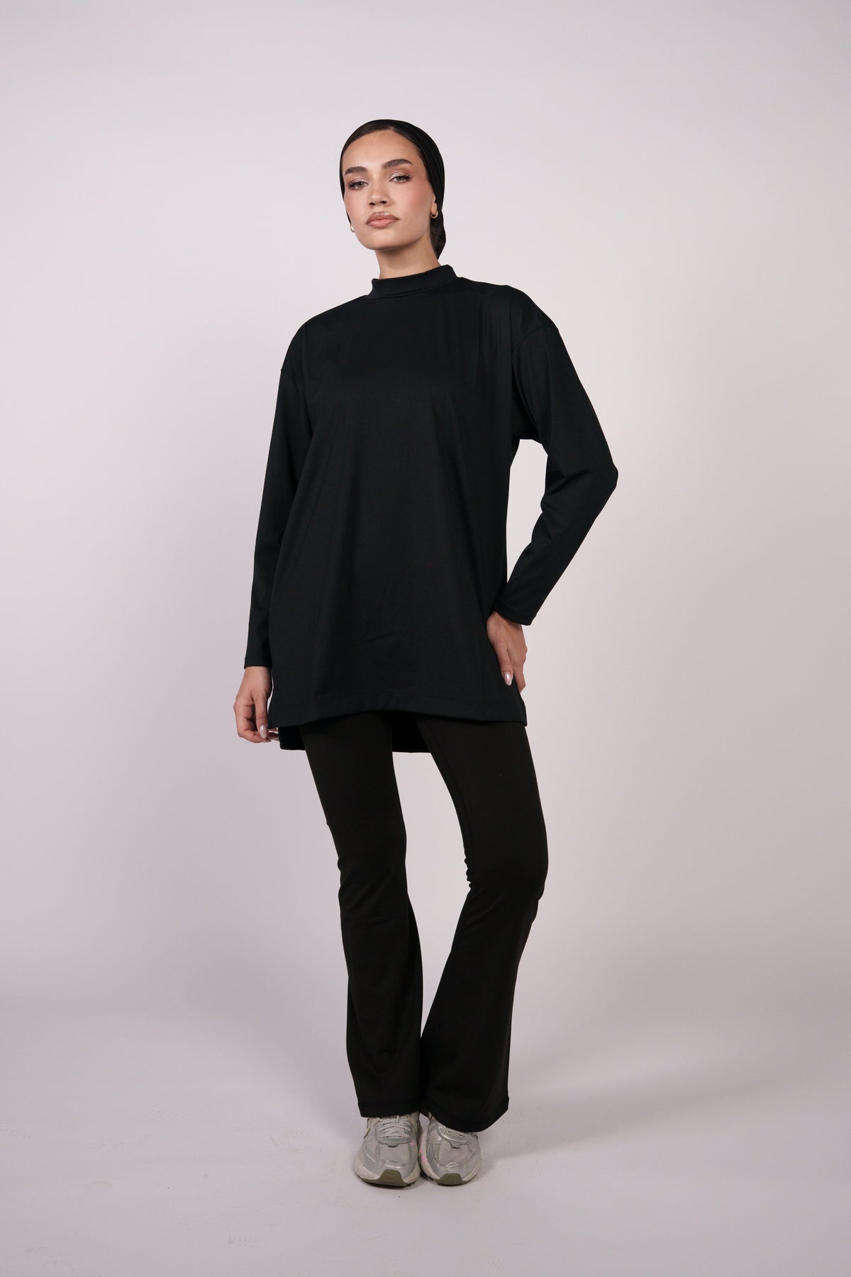 OAMY Oversized Long Yoga Sleeve Top in Black