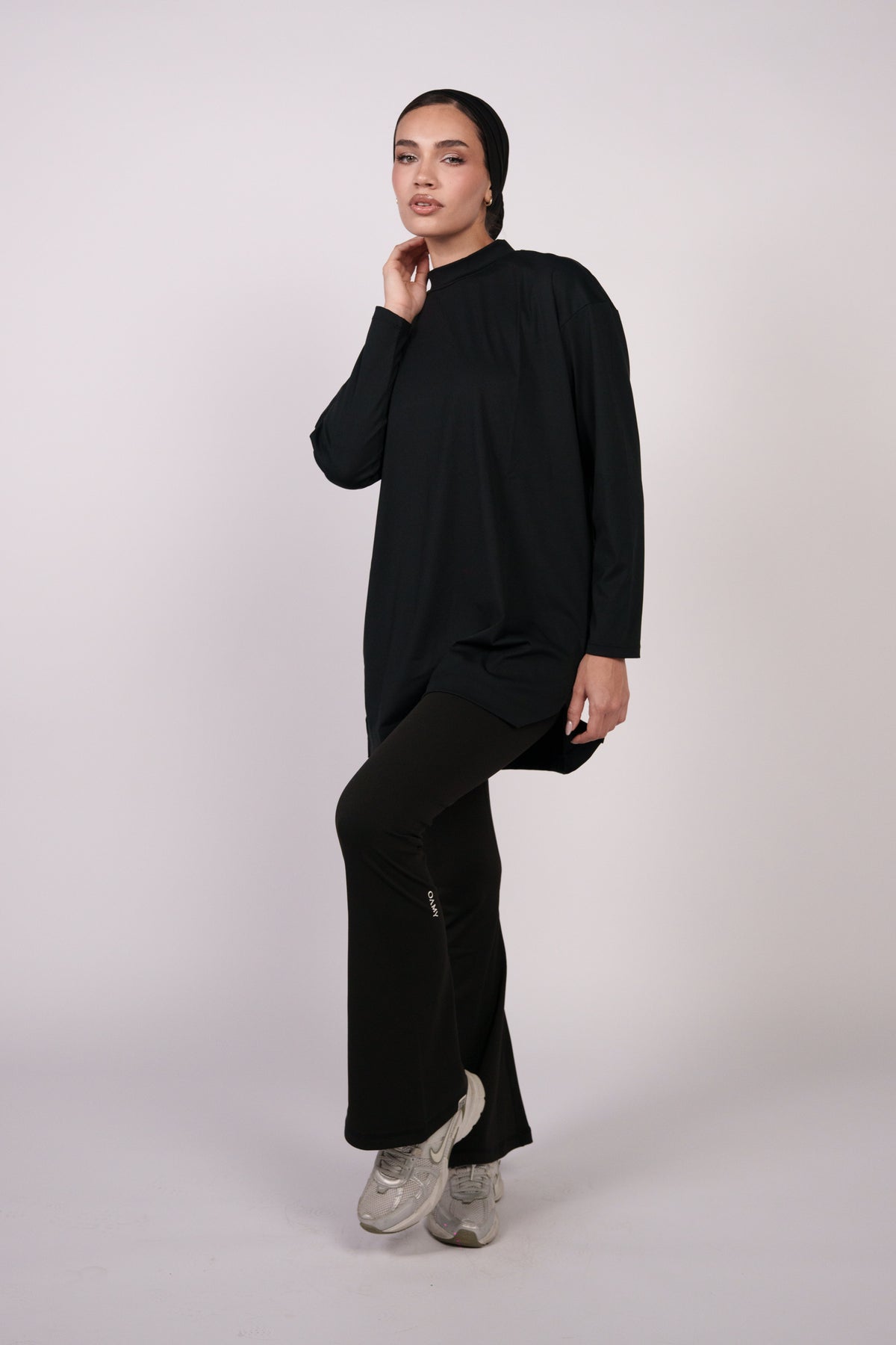 OAMY Oversized Long Yoga Sleeve Top in Black