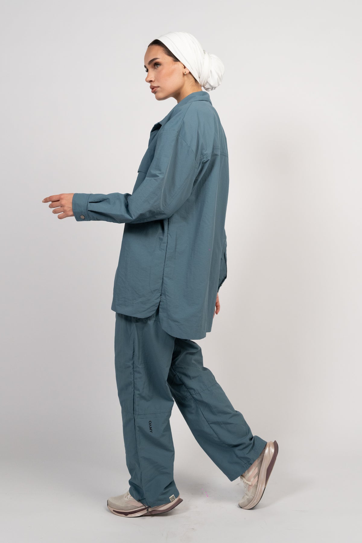 OAMY Adjustable Straight Pant in Petrol