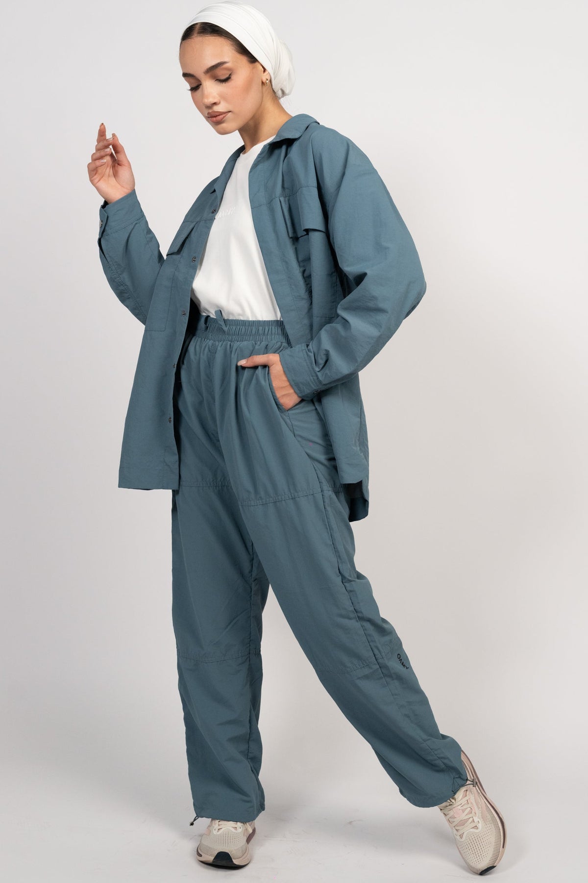 OAMY Adjustable Straight Pant in Petrol