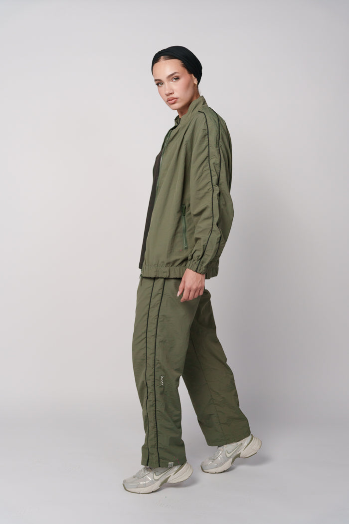 OAMY Contrast Panel Track Set in Olive
