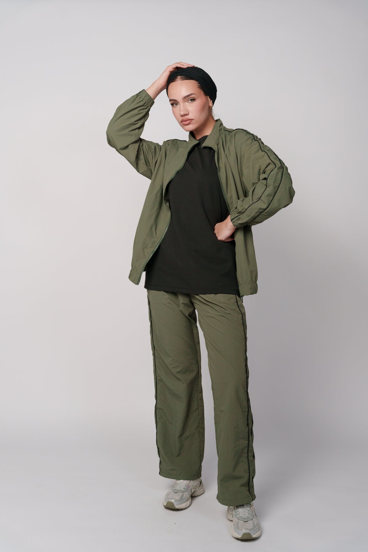 OAMY Contrast Panel Track Set in Olive