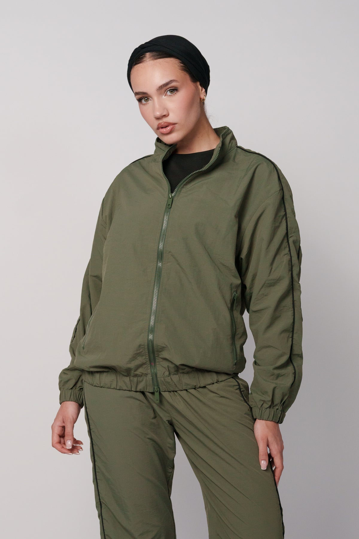 OAMY Contrast Panel Track Set in Olive