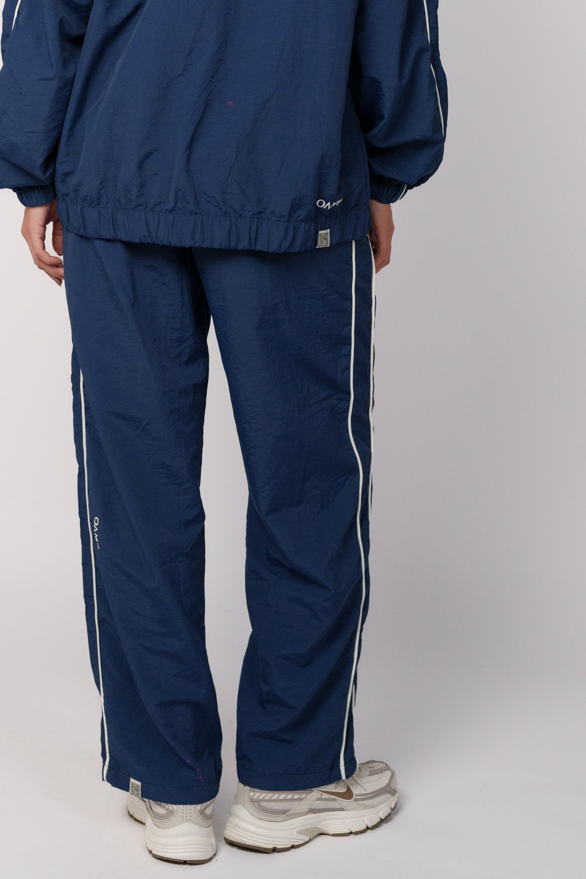 OAMY Contrast Panel Track Set in Navy