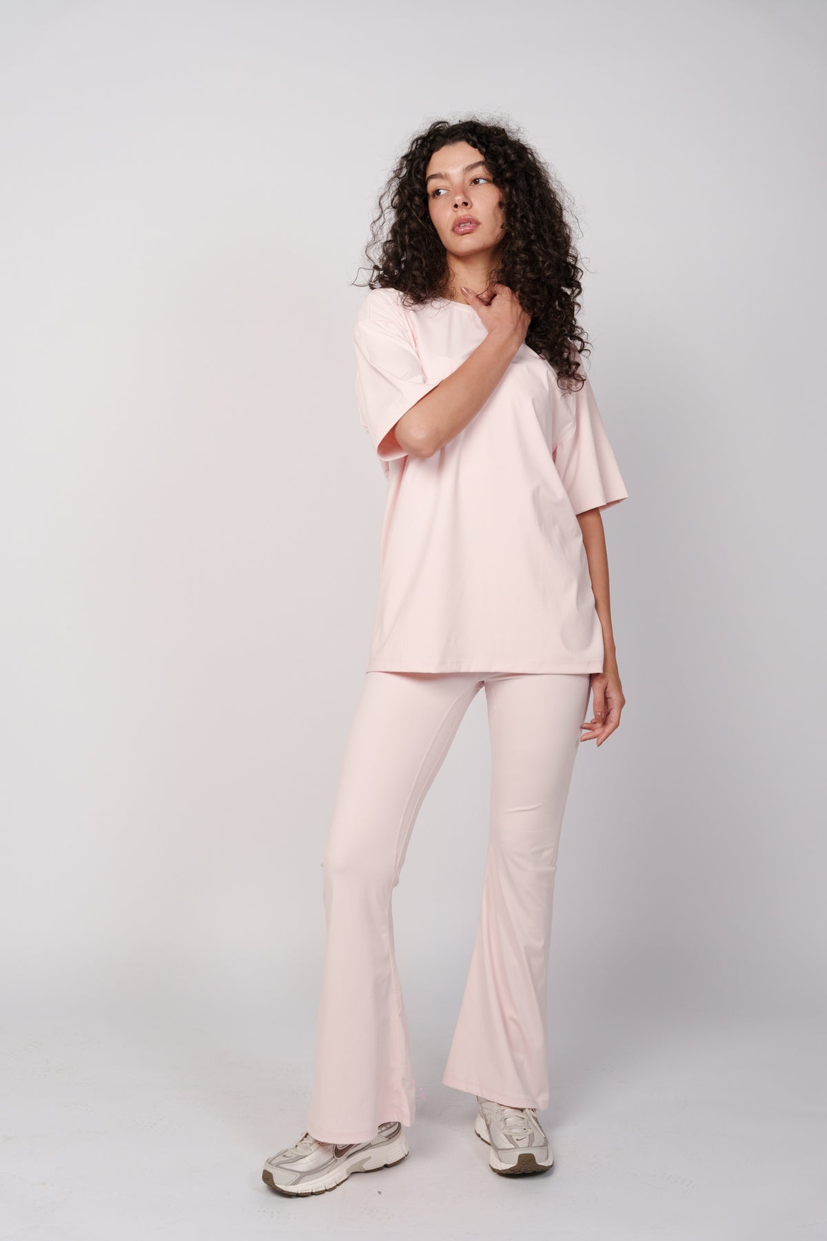 OAMY Yoga Flared Pant in Powder Pink